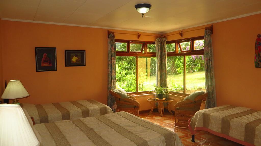 Guayabo Lodge Santa Cruz  الغرفة الصورة